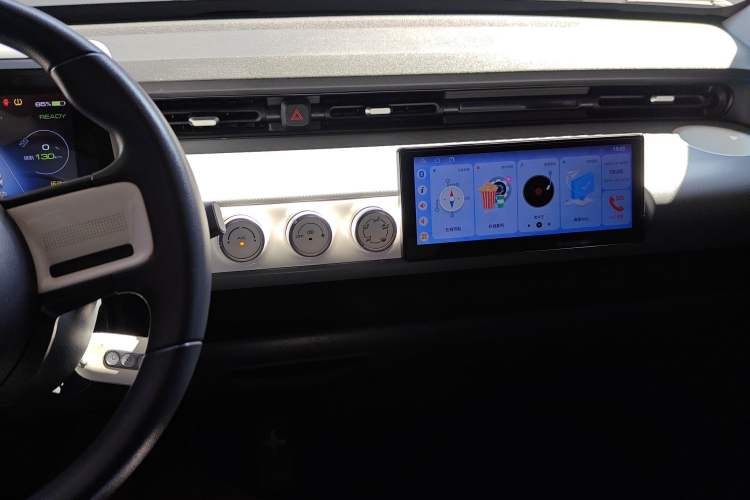 Used Wuling Hongguang MINIEV 2022 GAMEBOY 200km Play Edition with Lithium Iron Phosphate