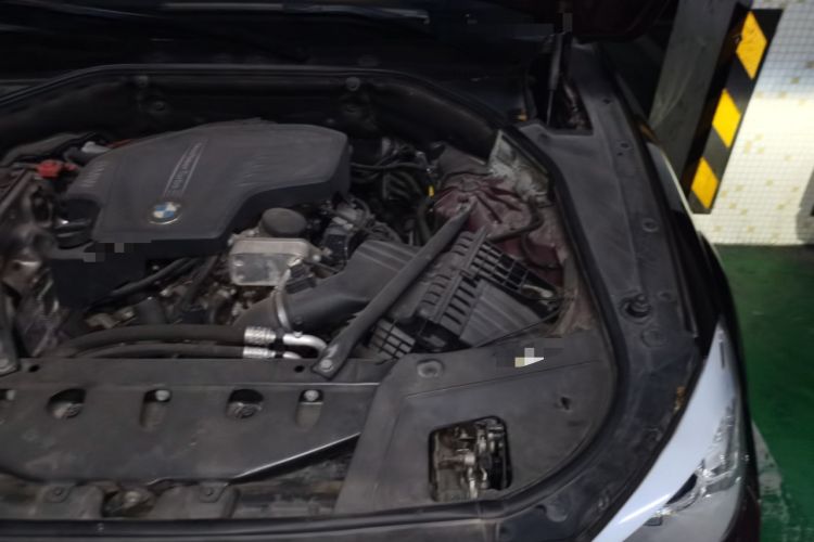 Used BMW 5 Series GT 2015 528i Leading Model
