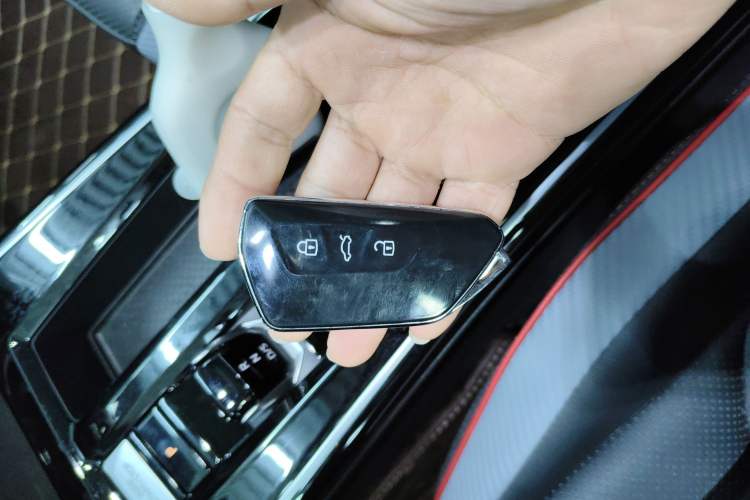 Used Volkswagen Lamando 2024 Lavida L 280TSI DSG Cool & Spicy Edition
