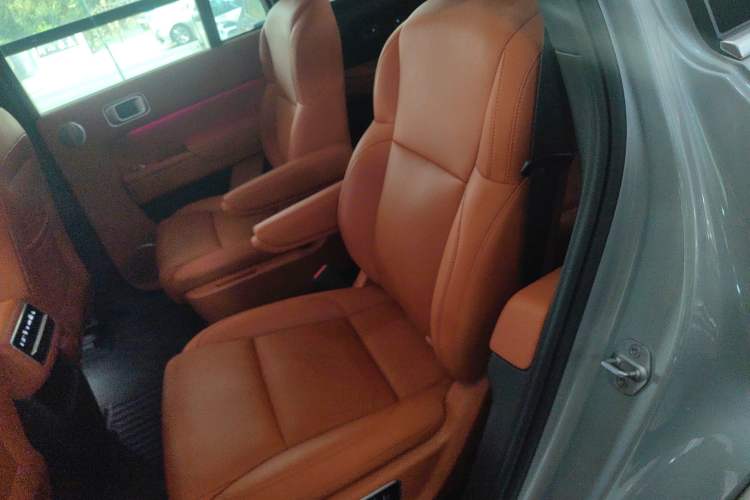 Used Li Auto L8 2023 Air model
