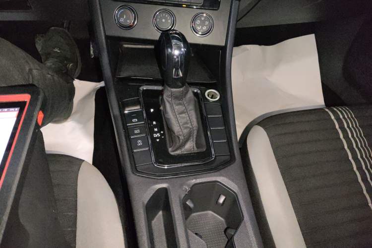 Used Volkswagen Bora 2023 200TSI DSG Comfort Edition