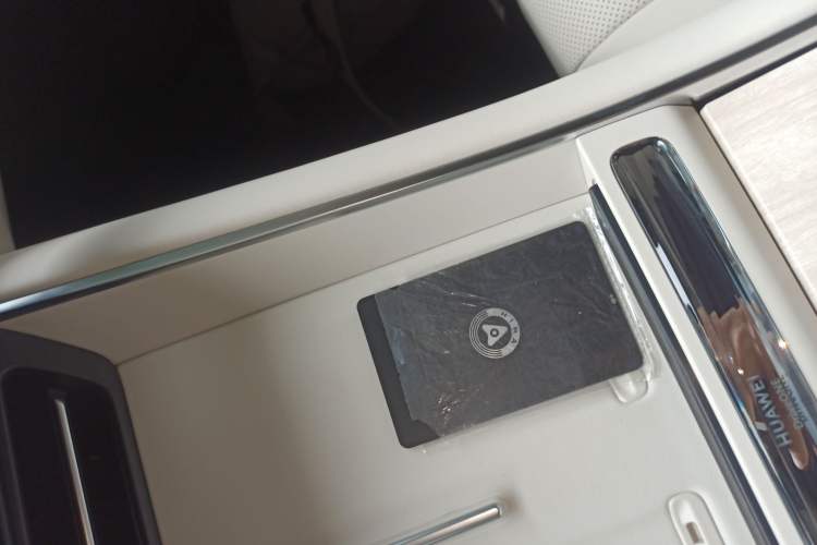 Used Hima Luxeed S7 2025 785 km Ultra
