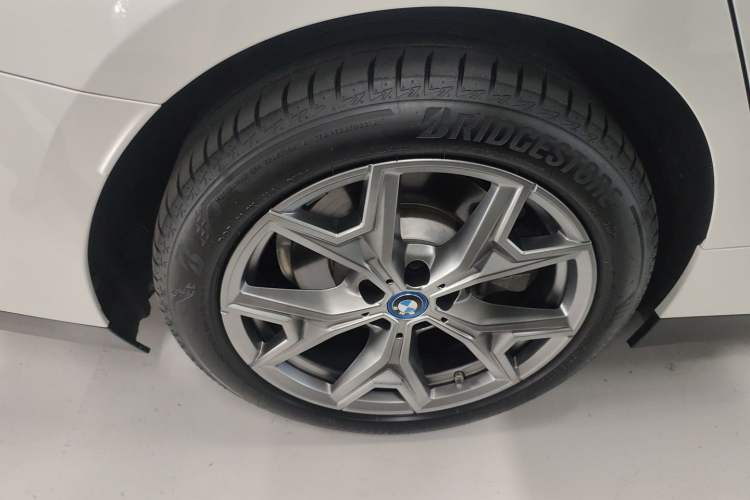 Used BMW i3 2024 eDrive 35 L
