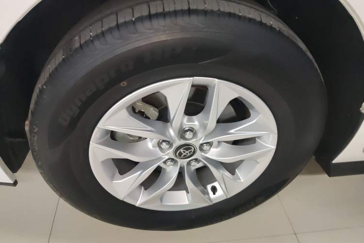 Used Toyota Granvia 2024 2.5L Hybrid Comfort Edition
