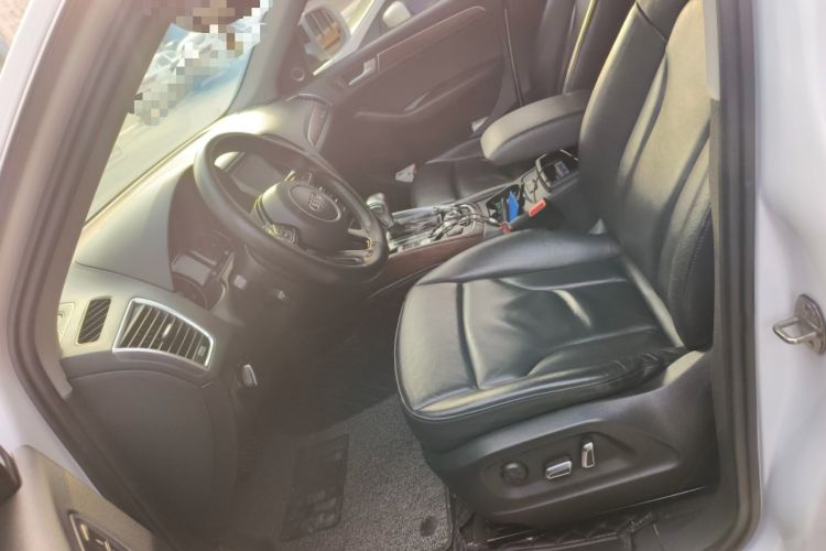 Used Audi Q5 2015 40 TFSI Comfort Model