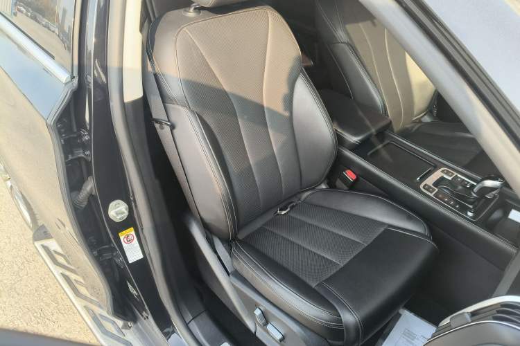 Used BYD Tang 2018 2.0T Automatic SmartConnect Prestige 7-Seater China V Standard