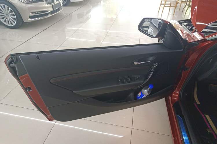 Used BMW 2 Series 2018 220i Convertible Coupe Sports Design Package