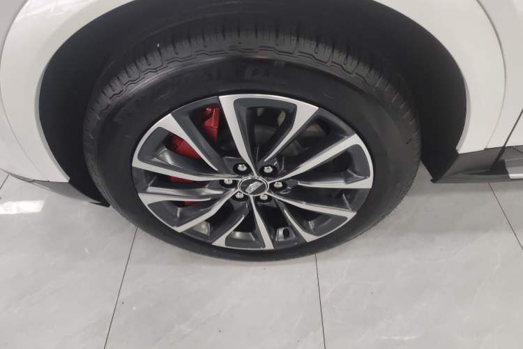 Used Cadillac XT5 2025 2.0T Prestige Version