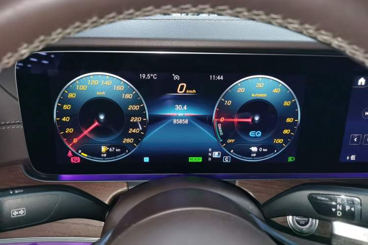 Used Mercedes-Benz E-Class New Energy 2022 Facelift E 350 e L Plug-in Hybrid Sedan
