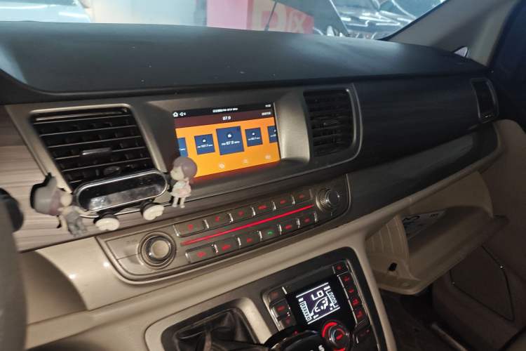 Used SAIC MAXUS G10 2018 PLUS 2.4L Manual Elite Edition