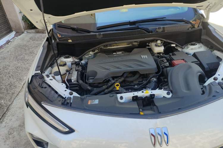 Used Buick Encore PLUS 2023 Smart Fun Edition
