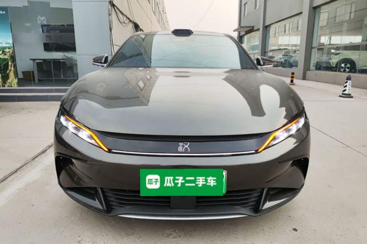 Used BYD Han 2025 EV with 701 km of Laser Radar-Enabled Intelligent Driving