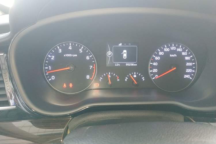 Used Kia K4 2014 1.8L Automatic GLS
