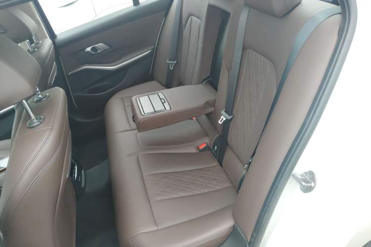 Used BMW 3 Series 2024 325i M Sport Package
