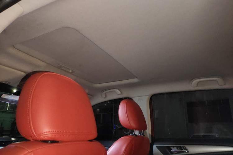 Used Changan CS75 2016 1.8T Automatic Elite Model China IV Standard
