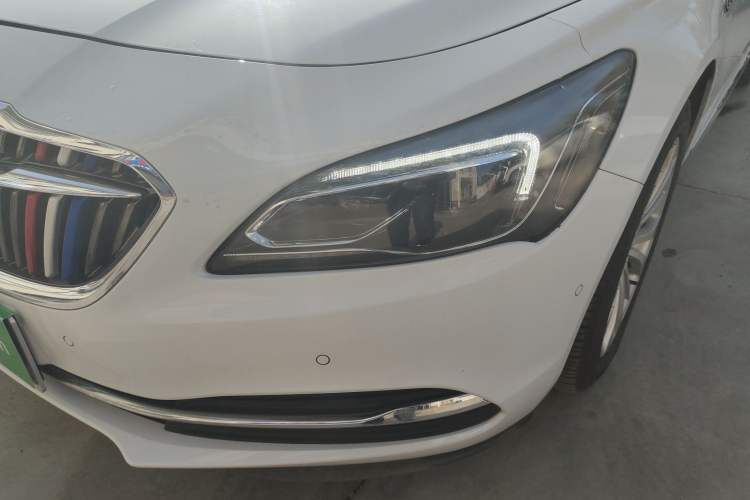 Used Buick LaCrosse 2018 28T Elite Edition
