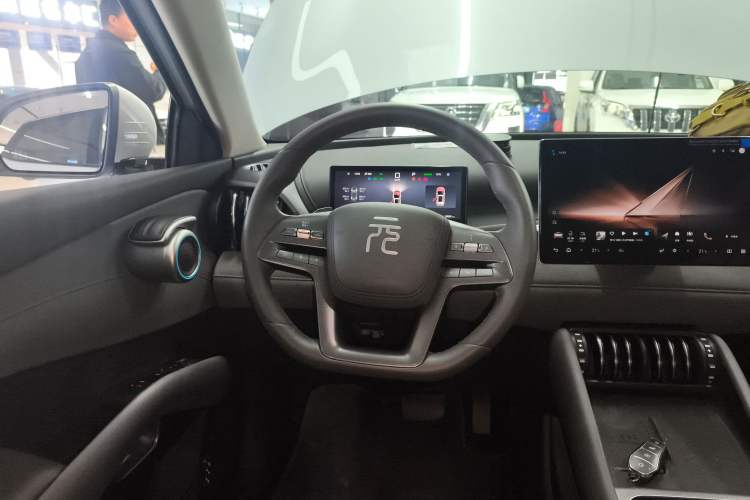 Used BYD Yuan PLUS 2025 Intelligent Driving Version 430 KM – Leading Edition
