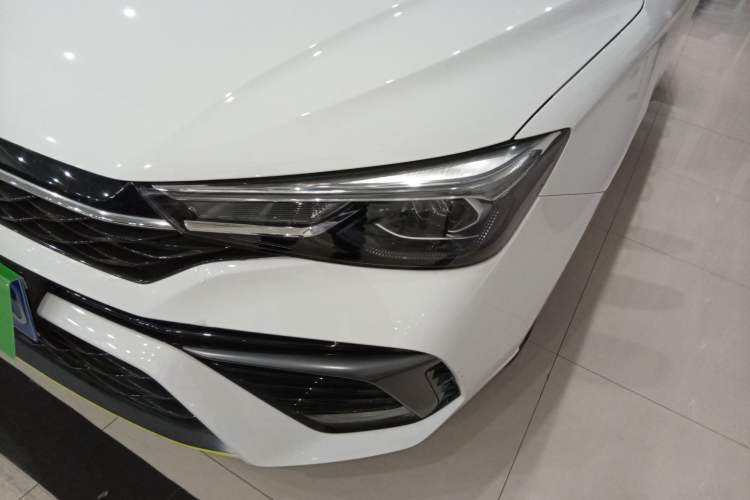 Used Roewe i5 2021 Revised Version 1.5L CVT Diamond Edition
