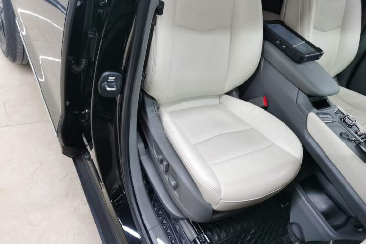 Used Cadillac XT5 2024 2.0T Two-Wheel Drive Fashion Edition