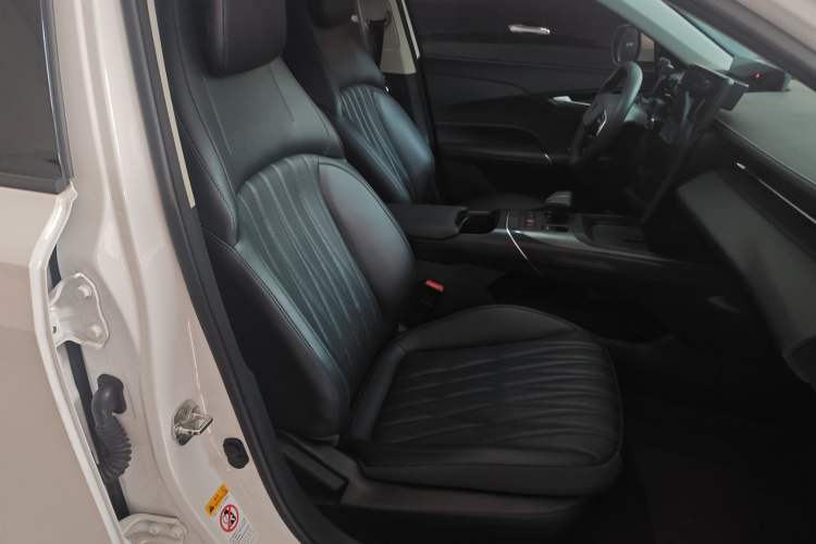 Used Changan Eado DD 2023 Blue Whale NE 1.5T GDI DCT Navigation Model
