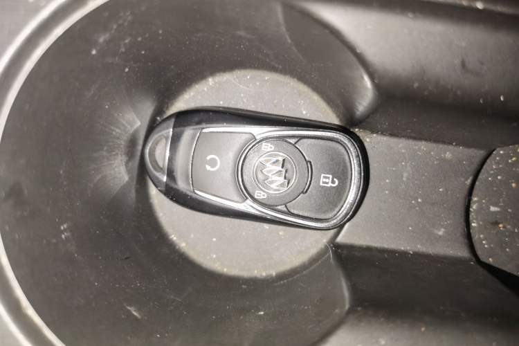 Used Buick Velite 6 2024 450km Range Commuter Version