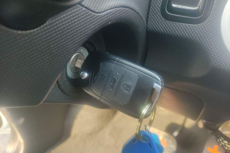 Used Wuling Hongguang MINIEV 2021 Macaron Fashion Edition Lithium-Ion Battery