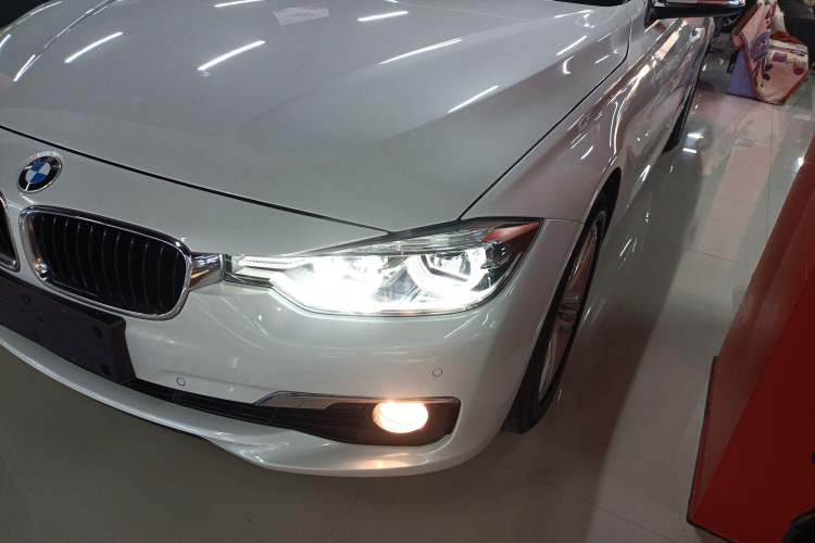 Used BMW 3 Series 2016 320Li Fashion Model
