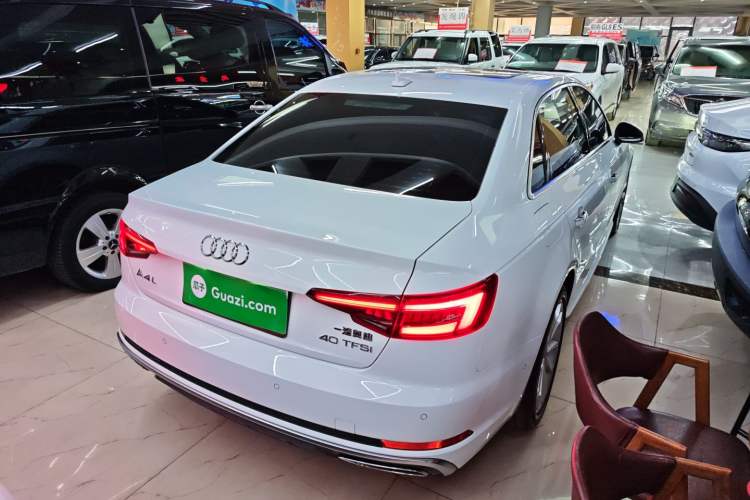 Used Audi A4L 2019 40 TFSI Fashion Edition China VI Emission Standard