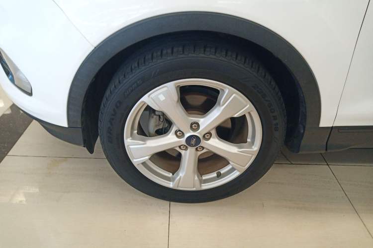 Used Ford Kuga 2018 EcoBoost 180 Two-Wheel-Drive Platinum Edition
