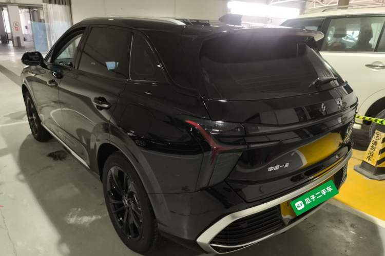 Used Hongqi HS3 PHEV 2025 Model 125km Jingwei PLUS 2 Millionth Anniversary Edition