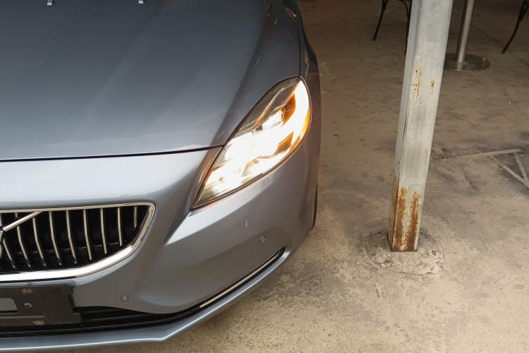 Used Volvo V40 2018 T3 Zhiya Edition