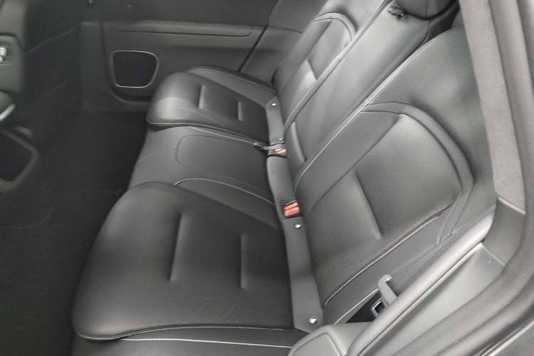 Used  12 2025 Ultra Extended-Range Edition