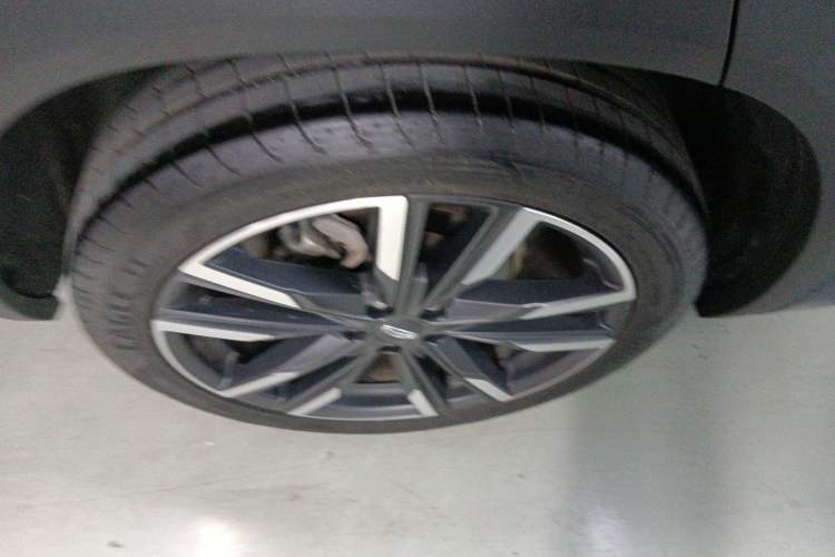 Used Geely Auto Monjaro L 2023 2.0TD High-Power Automatic Two-Wheel Drive Flagship Version