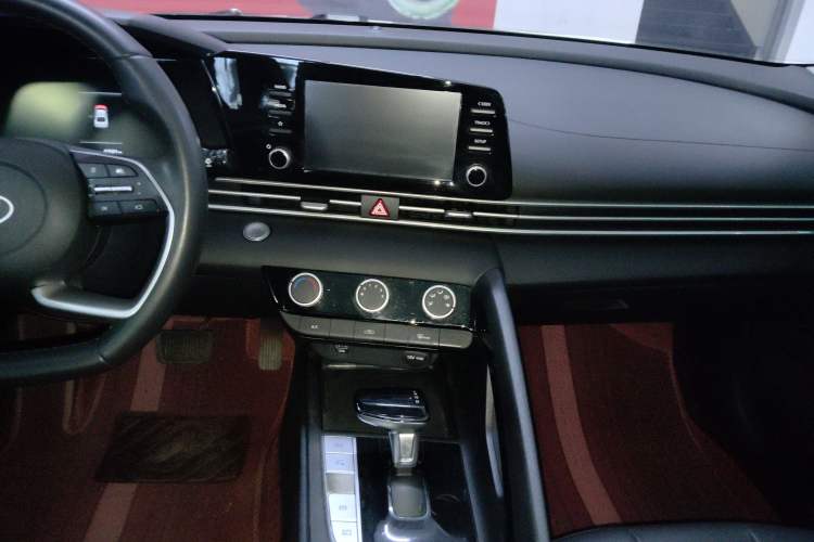 Used Hyundai Elantra 2023 1.5L CVT GLX Elite Edition
