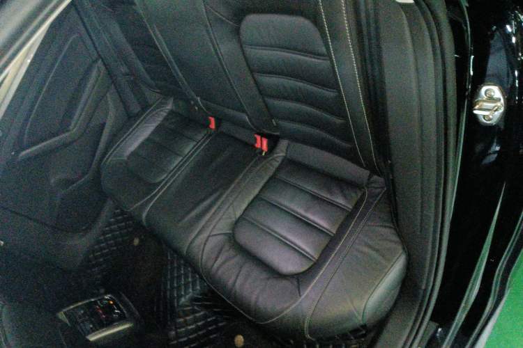 Used Volkswagen Passat 2017 330TSI DSG Luxury Edition
