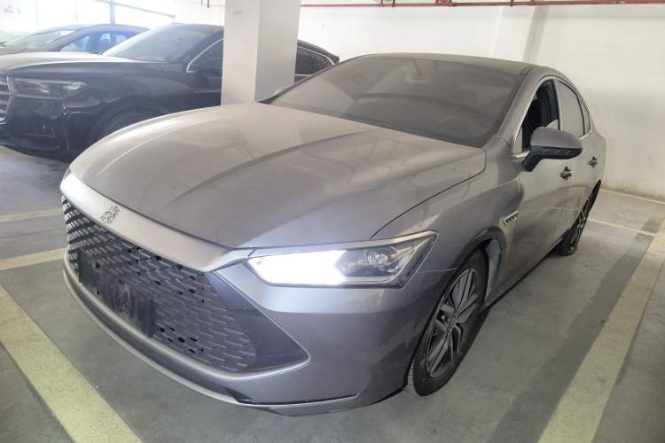Used BYD Qin PLUS 2021 DM-i 55KM Flagship Model
