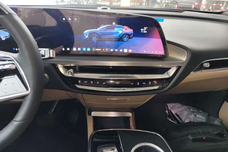 Used Cadillac LYRIQ 2022 Four-Wheel-Drive High-Performance Deluxe Edition