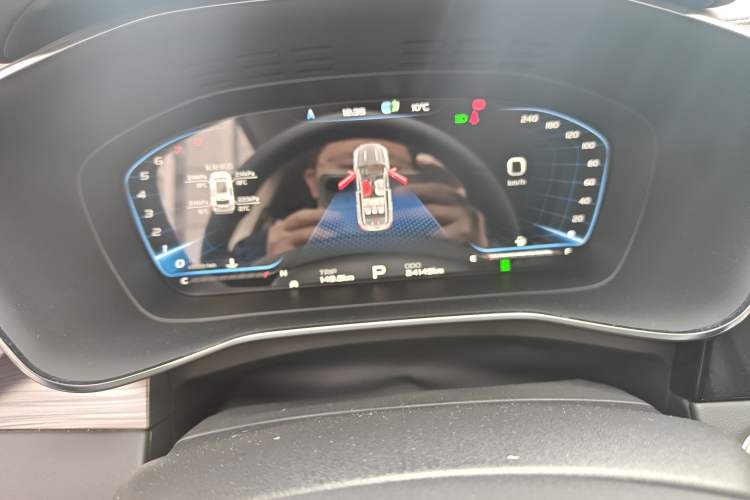 Used Geely Auto Emgrand X7 Sport 2020 1.8TD DCT ZhiZun PRO
