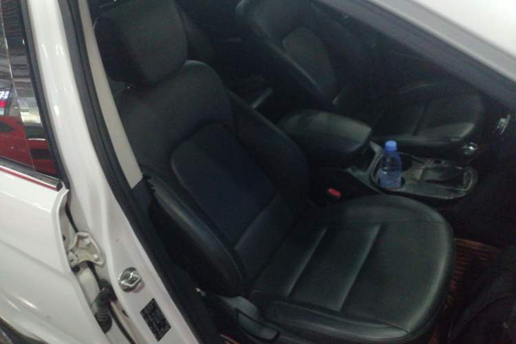 Used Hyundai Santa Fe 2013 2.4L Automatic Two-Wheel Drive Smart Version
