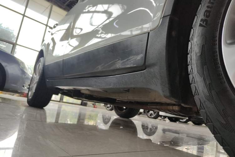 Used Buick Encore 2015 1.4T Automatic Two-Wheel Drive Urban Elite Version
