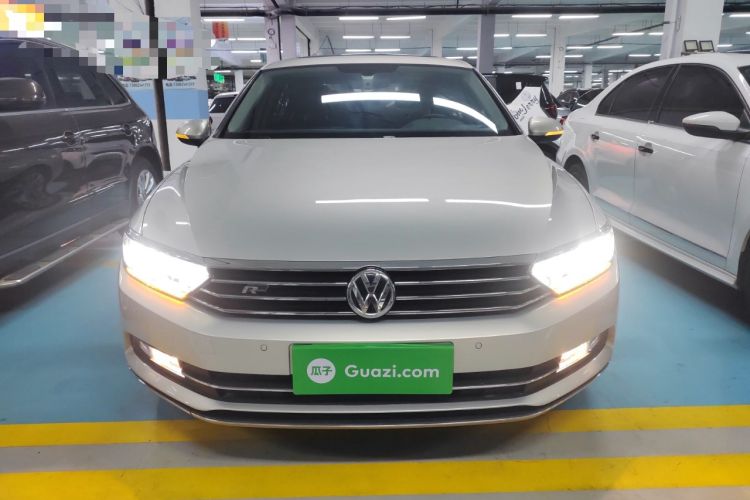 Used Volkswagen Magotan 2019 330TSI DSG Luxury Version China VI Standard
