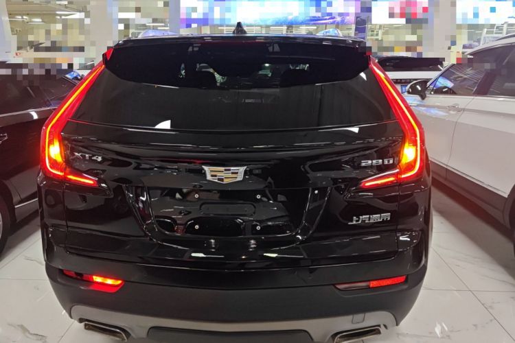 Used Cadillac XT4 2018 28T Two-Wheel Drive Leading Version
