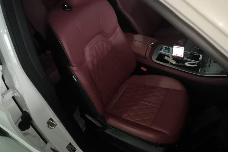 Used JETOUR X70 PLUS 2024 Champion Edition 1.5T DCT Champion PRO 5-Seater
