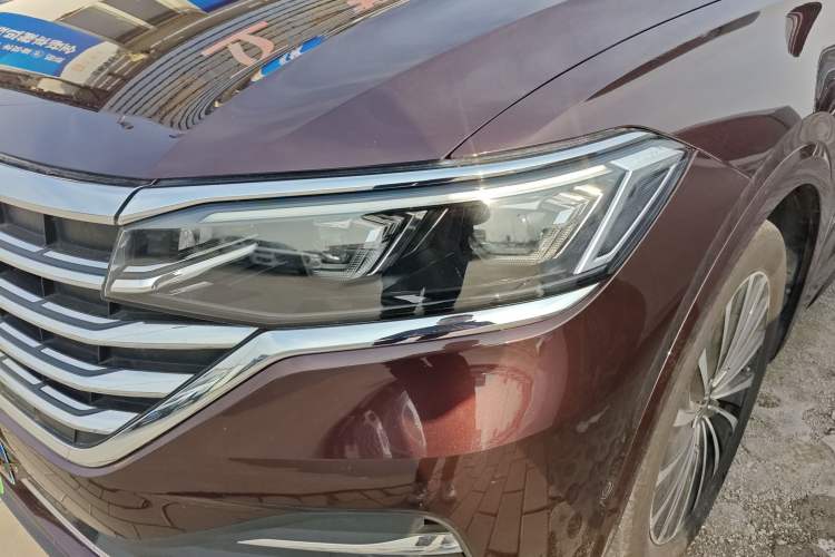 Used Volkswagen Viloran 2023 380TSI Prestige Edition
