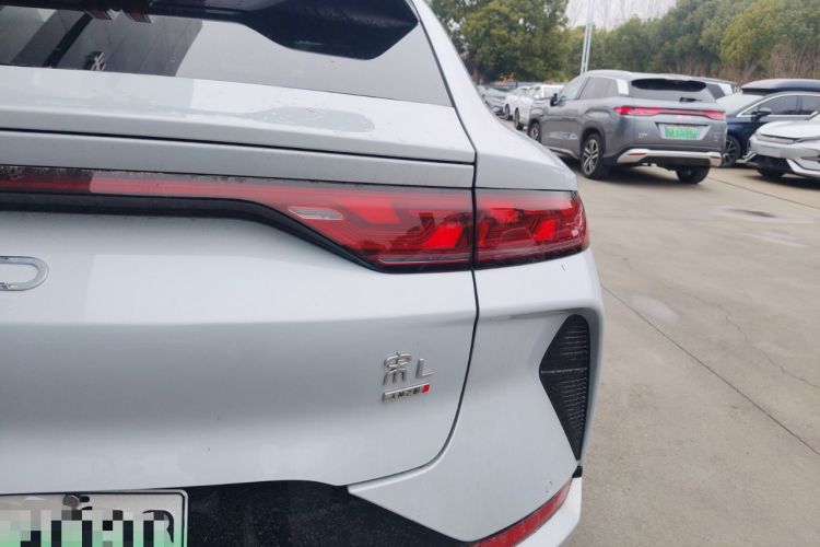 Used BYD Song L EV 2025 662 km Advanced Intelligent Driving Version
