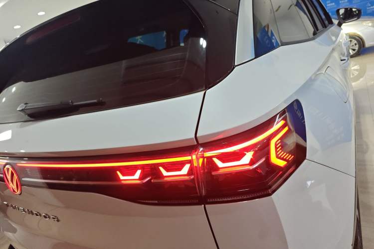 Used Volkswagen Talagon 2024 Facelifted 380TSI All-Wheel Drive R-Line Cruise Premium Edition