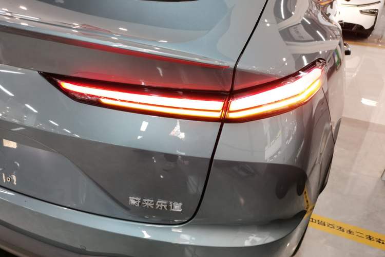 Used ONVO L60 2024 60 kWh Rear-Drive Version