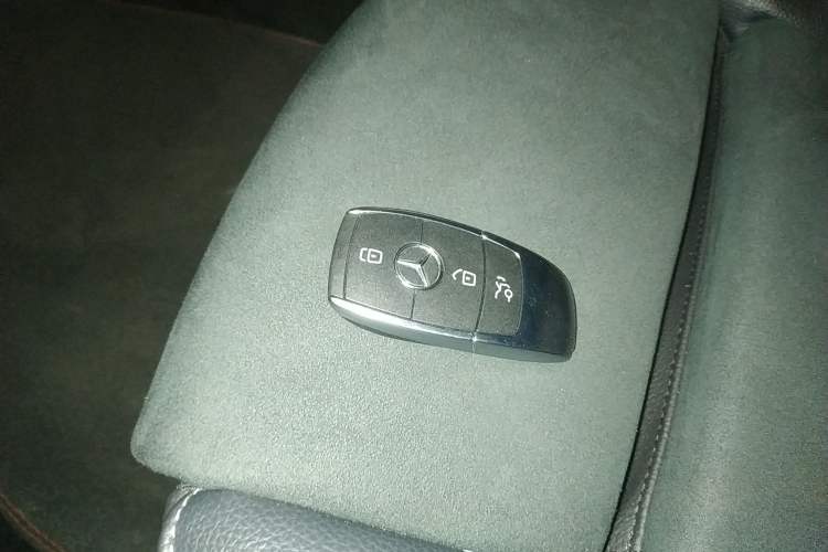 Used Mercedes-Benz A-Class 2020 Restyled A 200 L Sport Sedan Fashion Version
