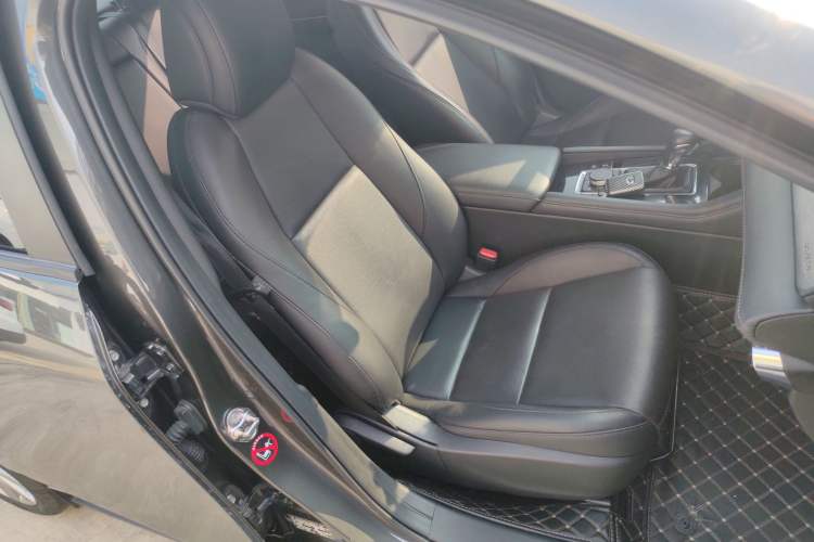 Used Mazda Mazda 3 Axela 2021 2.0L Automatic Zhiya Edition