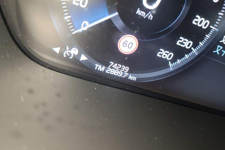 Used Volvo XC90 2020 Facelifted T6 Zhiyi Luxury 7-Seater
